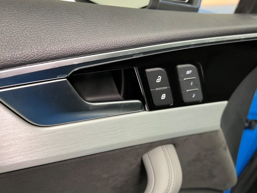 Thumbnail: 2020 Audi S5 - 30