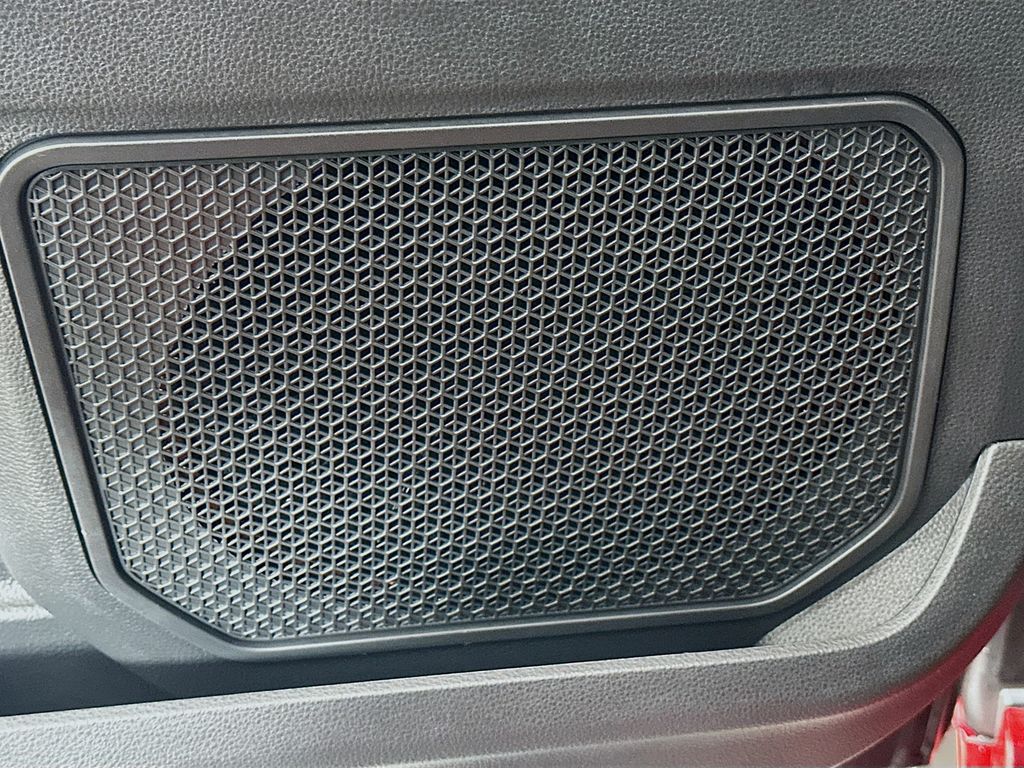 Thumbnail: 2025 Toyota Tundra - 19