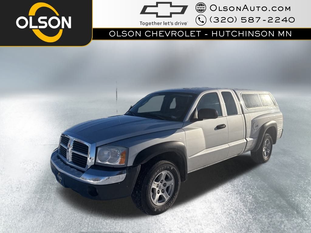 2005 Dodge Dakota SLT Club Cab RWD