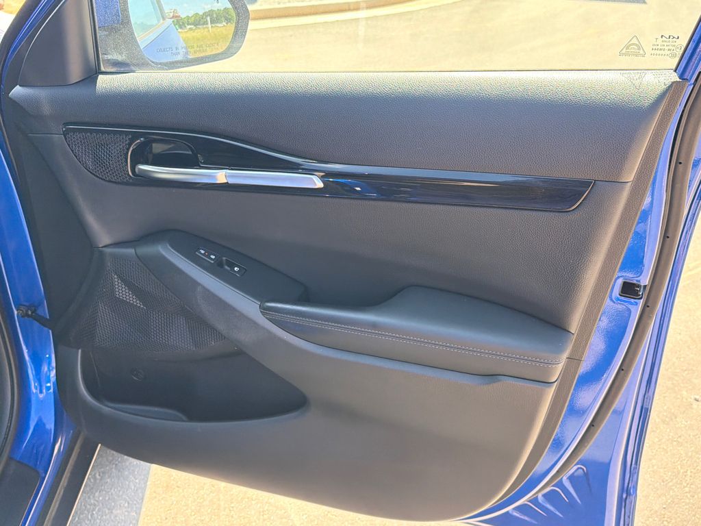 Used 2024 Blue Kia S image 14