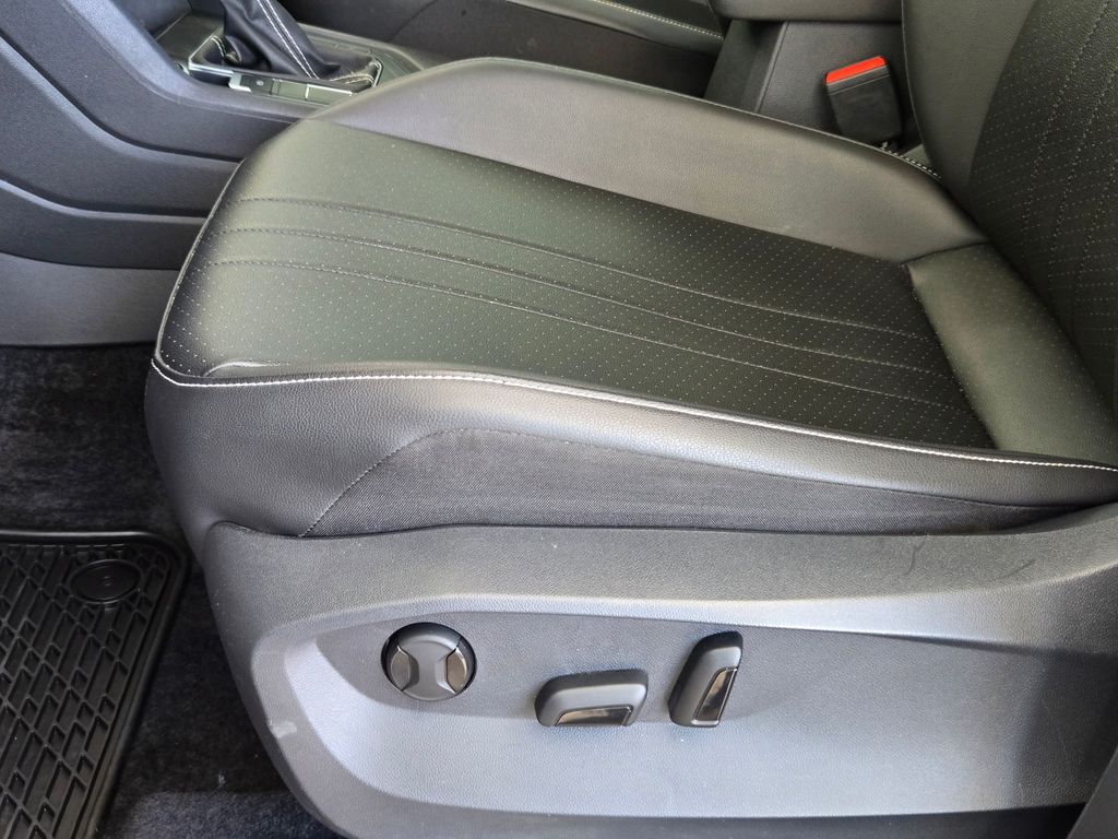Used 2024 Volkswagen Tiguan SUV