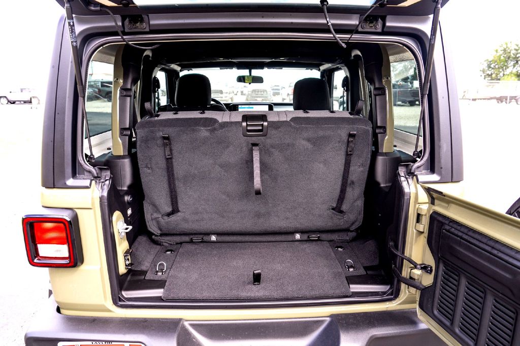 New Car 2025 Jeep Wrangler  Sport For Sale Under $35,000 In Taylor, Texas