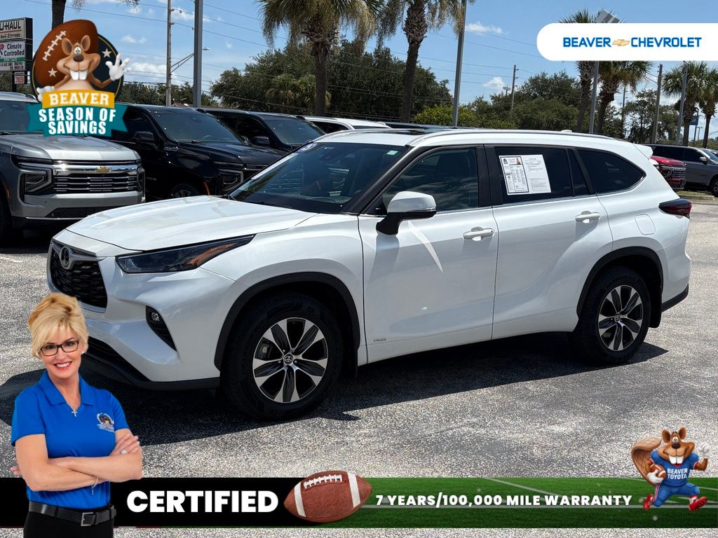 Pearl 2025 Toyota Highlander Hybrid SUV / Crossover All-Wheel Drive Continuously Variable Transmission