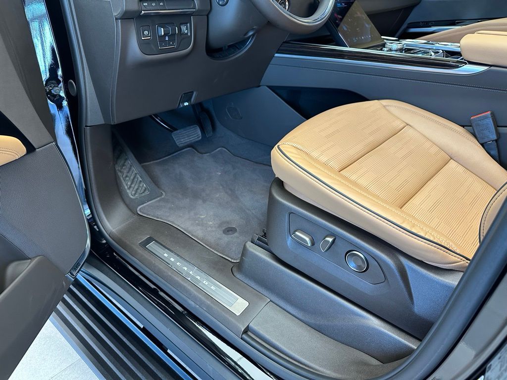 New Car 2025 Cadillac Escalade Esv  Premium For Sale Under $120,000 In Austin, Texas