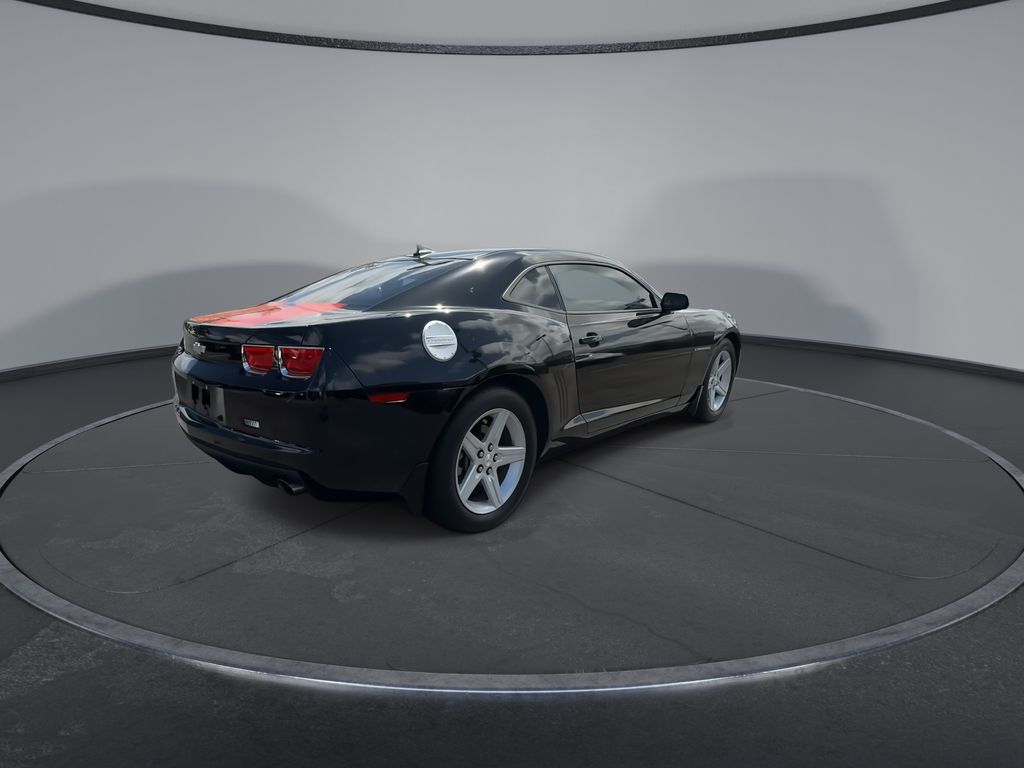 Thumbnail: 2011 Chevrolet Camaro - 8