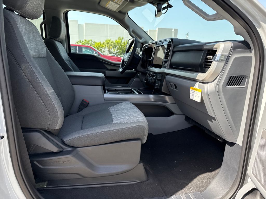 New 2026 White Ford XLT image 22