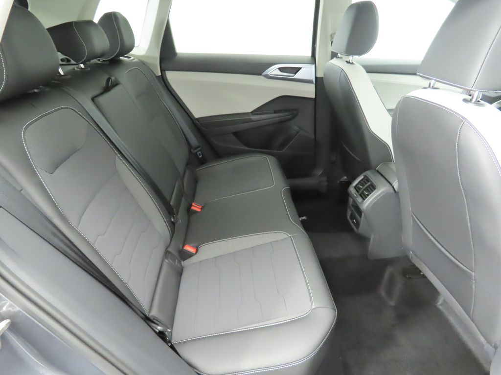 Thumbnail: 2025 Volkswagen Taos - 22