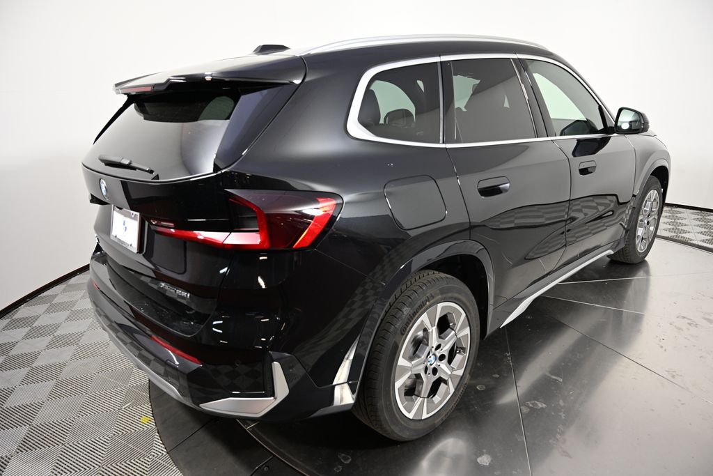 2025 BMW X1 xDrive28i 5