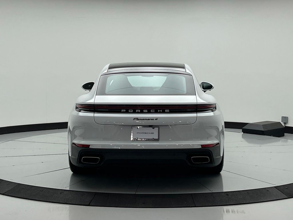 Thumbnail: 2025 Porsche Panamera - 10