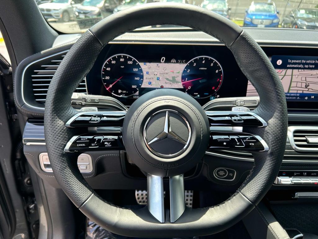 Thumbnail: 2025 Mercedes-Benz GLS - 14