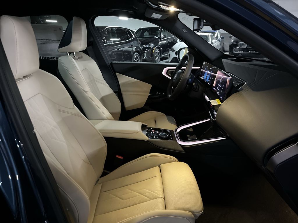 Thumbnail: 2026 BMW X3 - 25