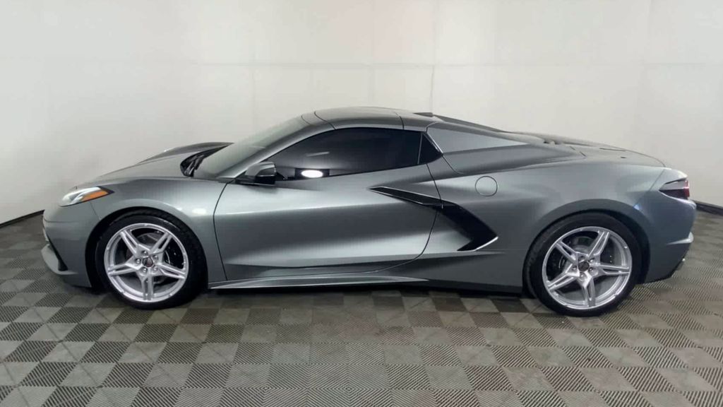 2023 Chevrolet Corvette Stingray 5