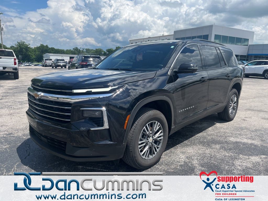 Mosaic Black Metallic 2026 Chevrolet Traverse LT AWD SUV / Crossover Four-Wheel Drive 8-Speed Automatic