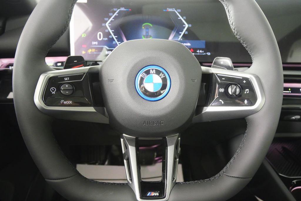 Thumbnail: 2026 BMW 5 Series - 18