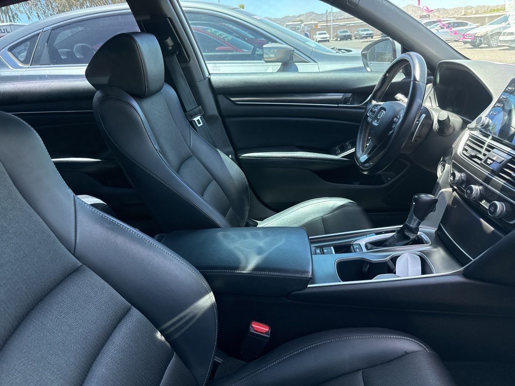 Thumbnail: 2018 Honda Accord - 6