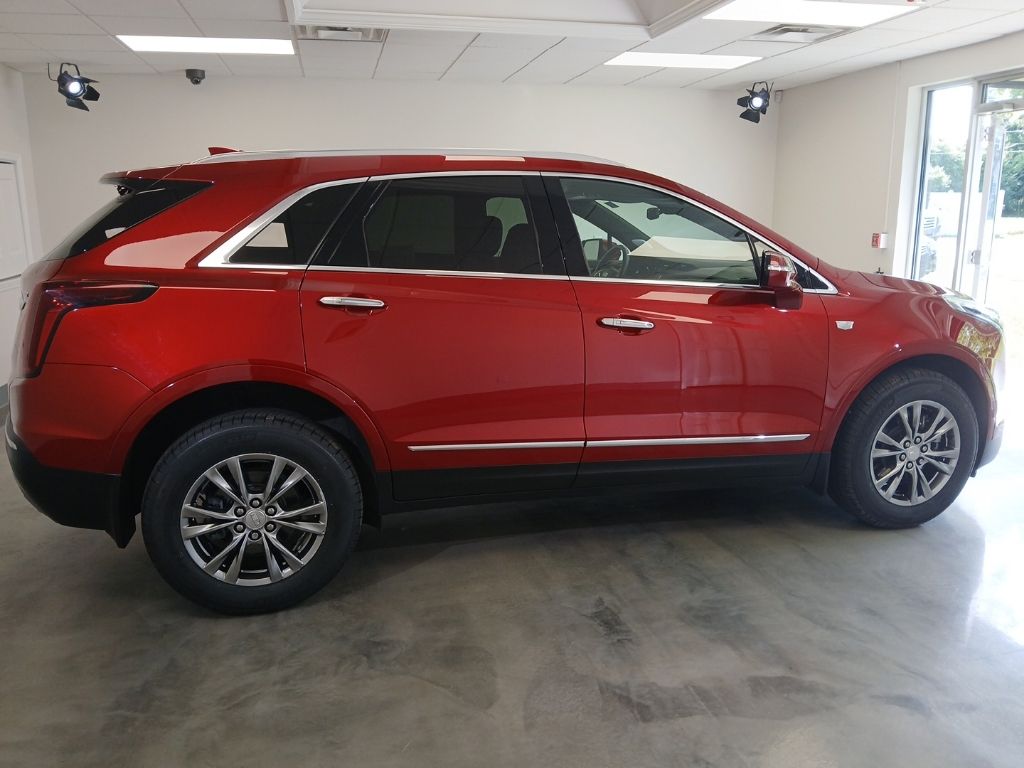 used 2021 Cadillac XT5 car, priced at $31,500