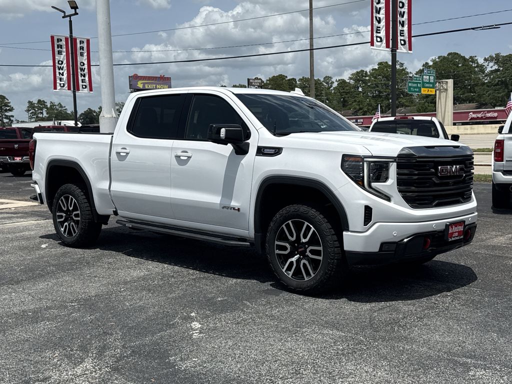 2023 GMC Sierra 1500 AT4 - 2