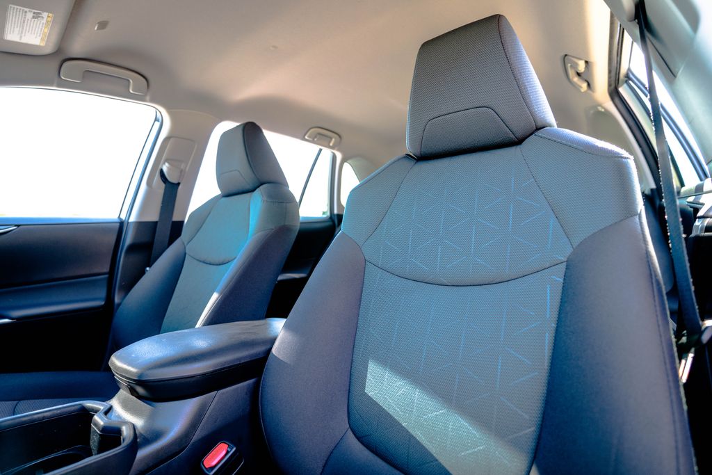 Used 2025 Toyota RAV4 SUV