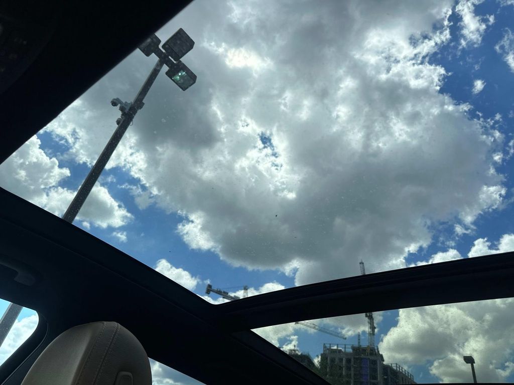 Thumbnail: 2026 Mercedes-Benz GLE - 11