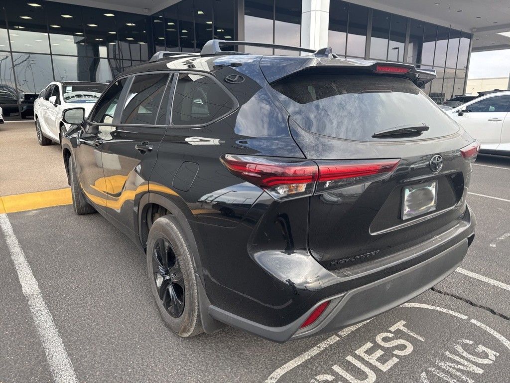 Thumbnail: 2025 Toyota Highlander - 7