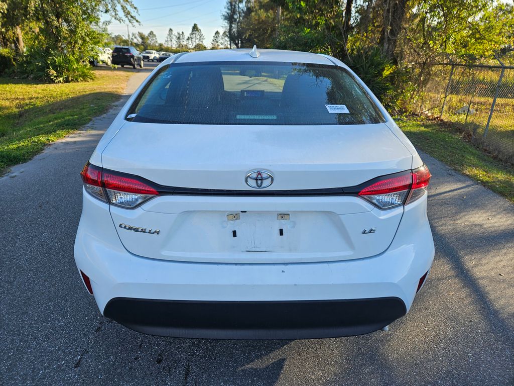 2023 Toyota Corolla LE 4