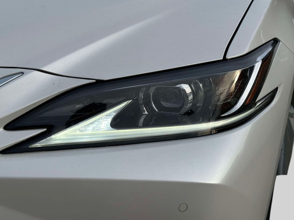 new 2025 Lexus ES car, priced at $50,644