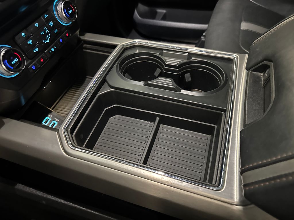 Used 2018 Black Ford Platinum image 32