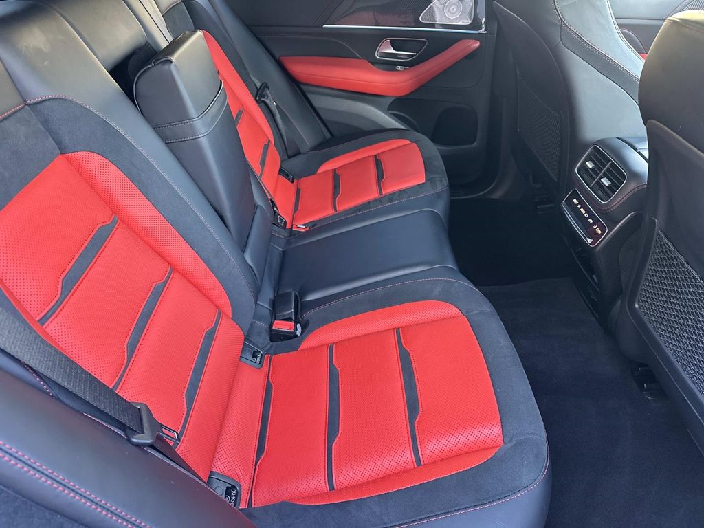 Thumbnail: 2021 Mercedes-Benz GLE - 23