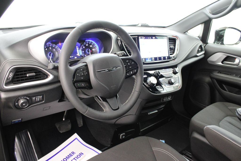 used 2024 Chrysler Pacifica car, priced at $49,999