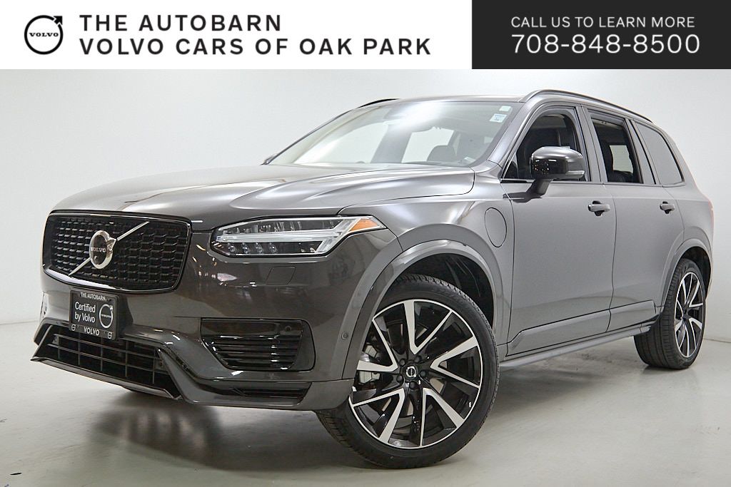 2023 Volvo XC90 Recharge T8 Ultimate Dark Theme eAWD