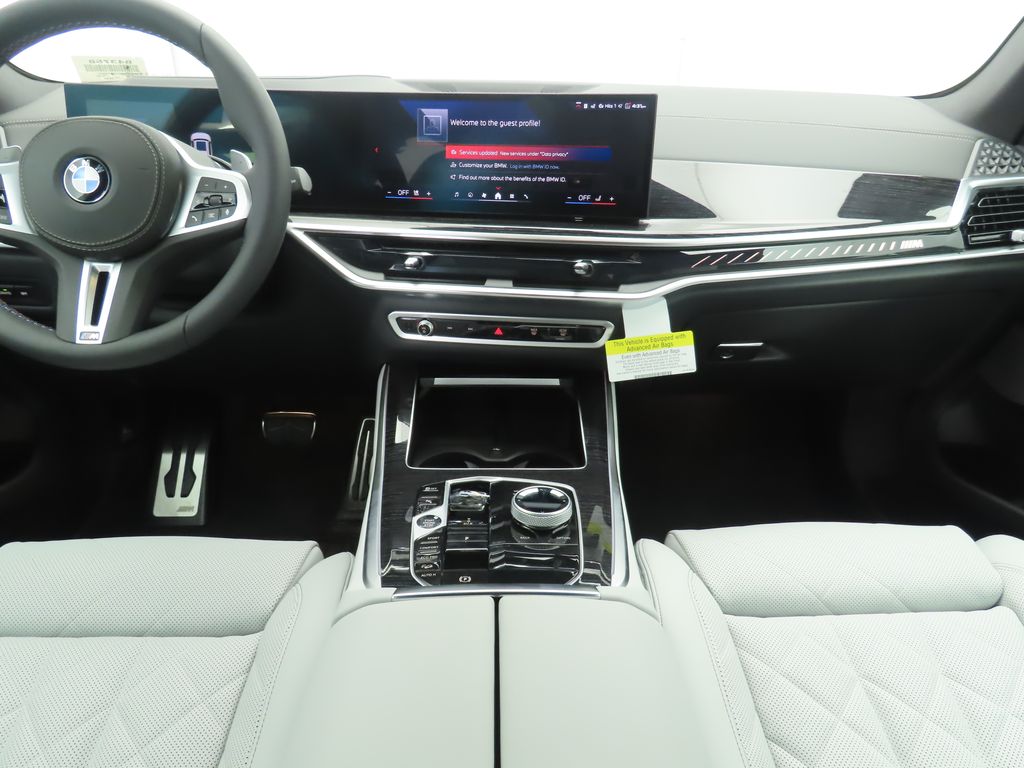 Thumbnail: 2026 BMW X5 - 13