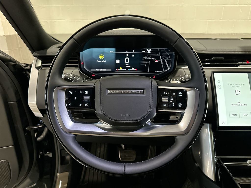 Thumbnail: 2026 Land Rover Range Rover - 14