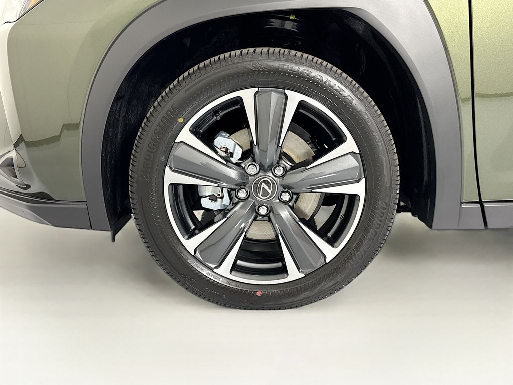 Thumbnail: 2026 Lexus UX - 31