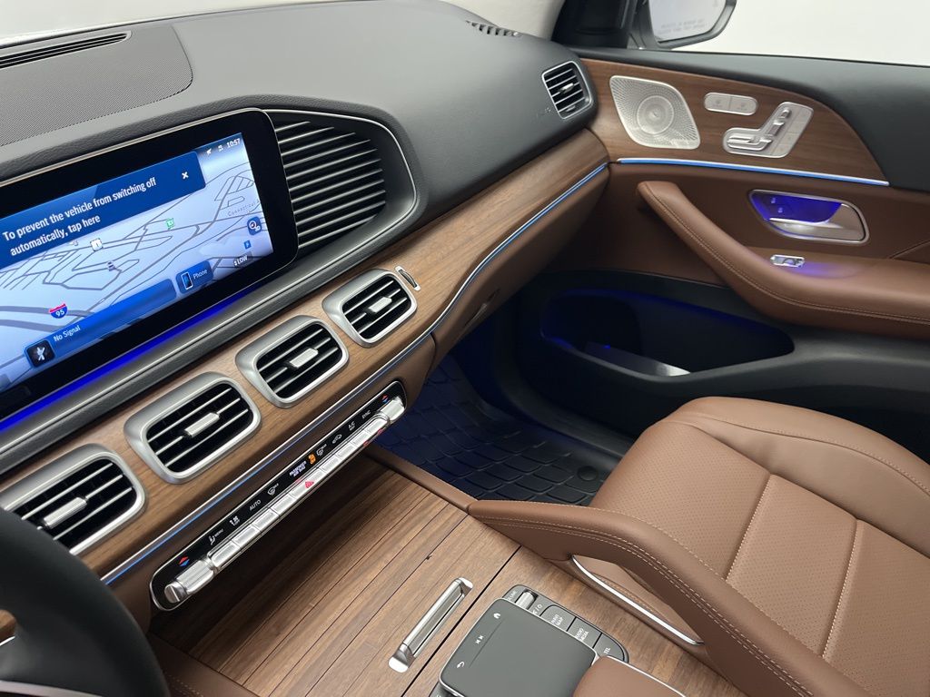 Thumbnail: 2026 Mercedes-Benz GLE - 21