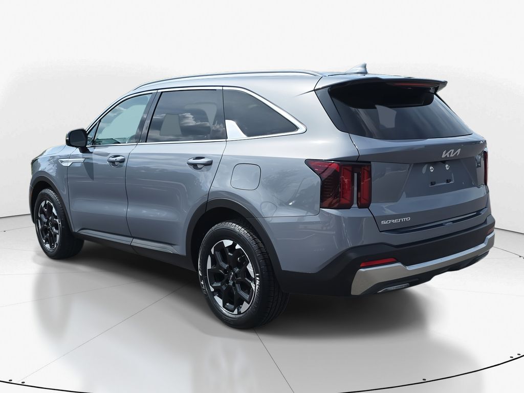 2024 Everlasting Silver Kia Sorento S FWD SUV