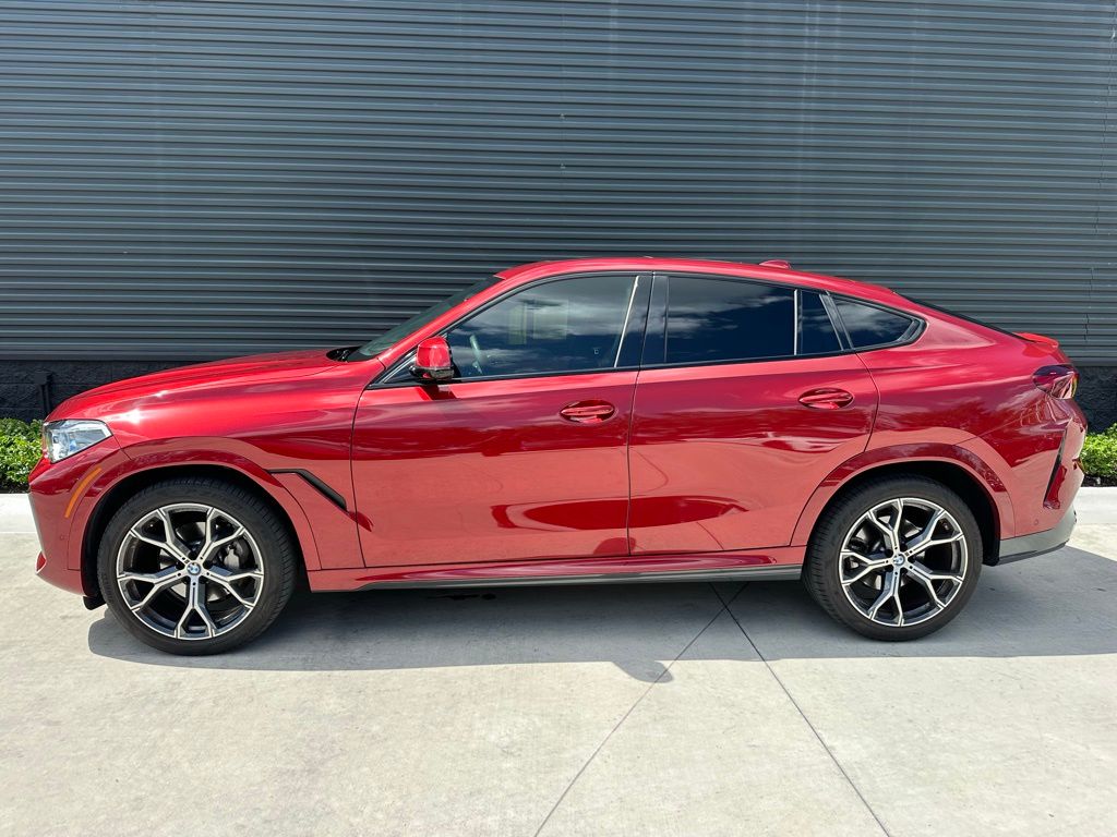 2022 BMW X6 xDrive40i 2