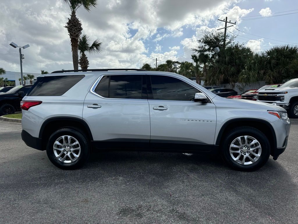 2020 Chevrolet Traverse LT 9