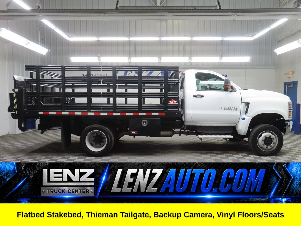 Summit White 2022 Chevrolet Silverado 5500HD Pickup Truck 6-Speed Automatic
