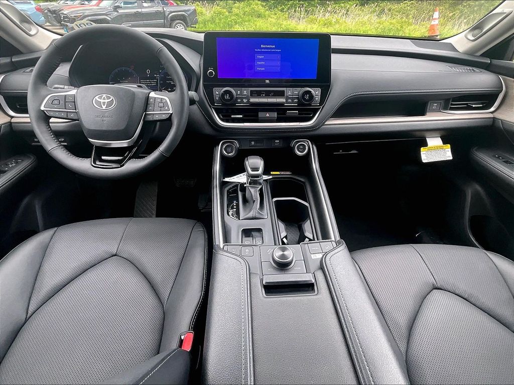 2026 Toyota Grand Highlander — photo 12