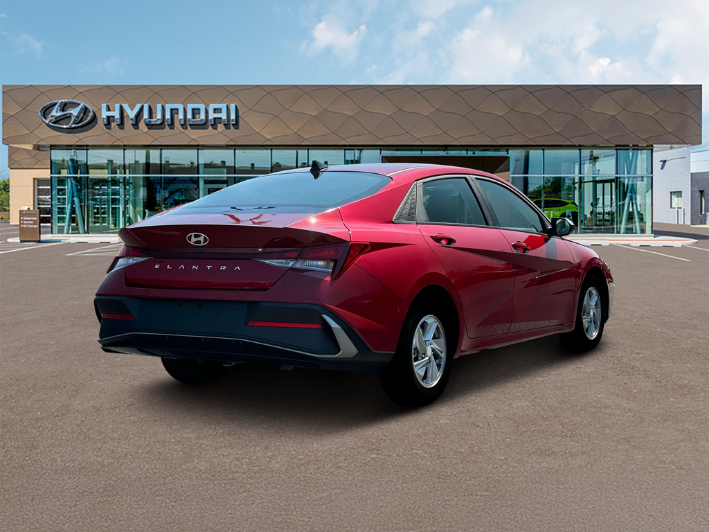 2025 Hyundai Elantra SE 7