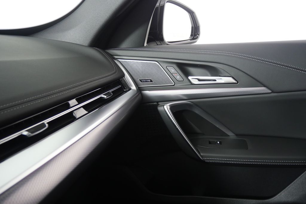 Thumbnail: 2026 BMW X1 - 24