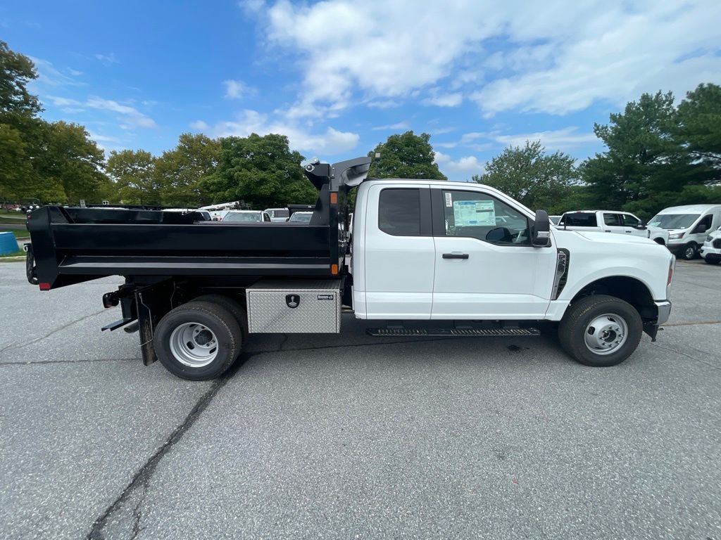 2026 Ford F-350 Chassis XL