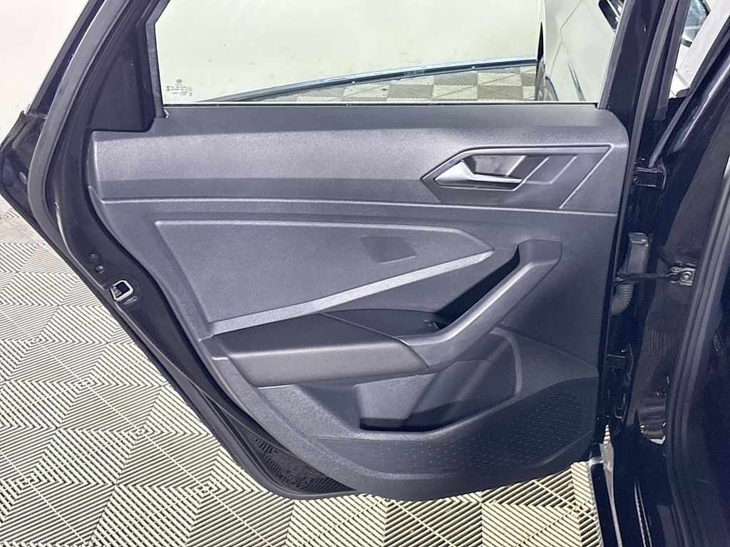 2023 Volkswagen Jetta 1.5T SE