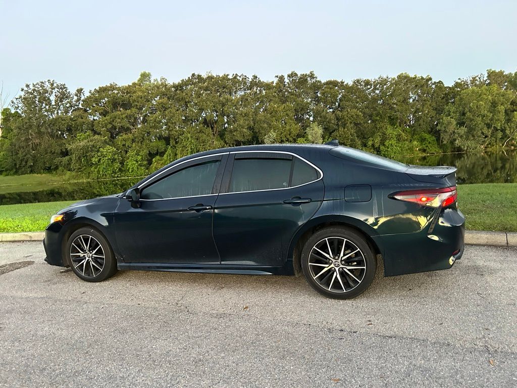 Thumbnail: 2021 Toyota Camry - 3