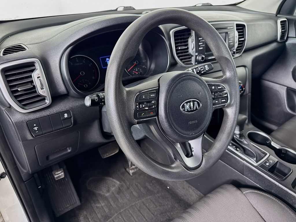 Thumbnail: 2019 Kia Sportage - 9