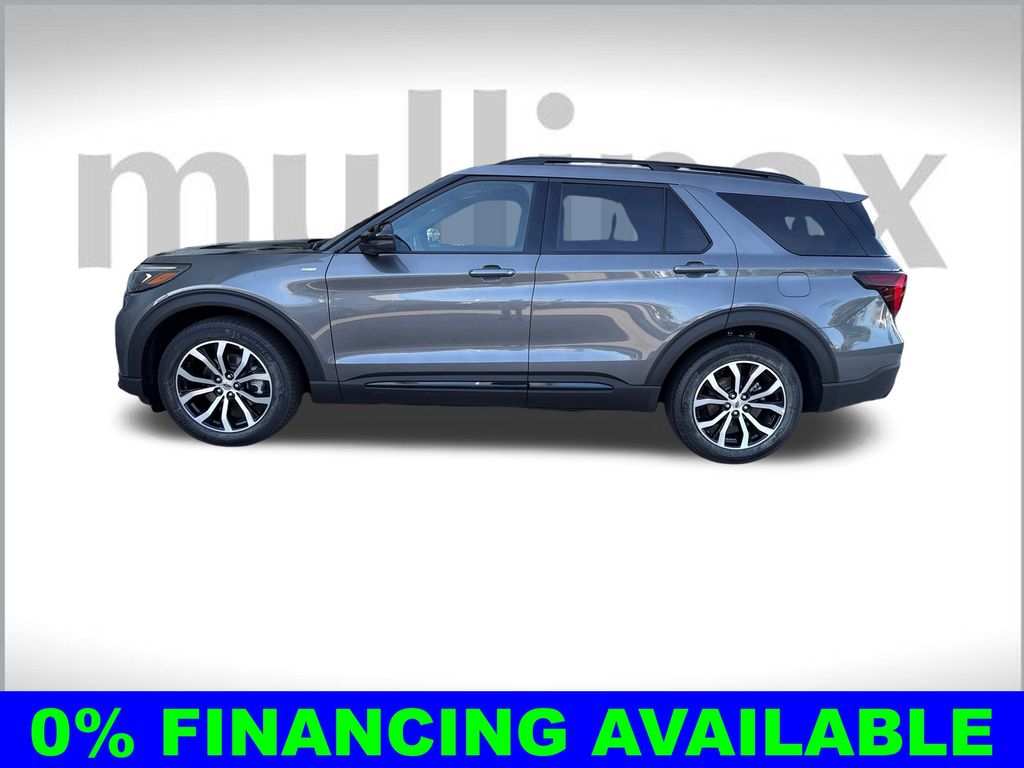 2025 Ford Explorer ST-Line photo 3