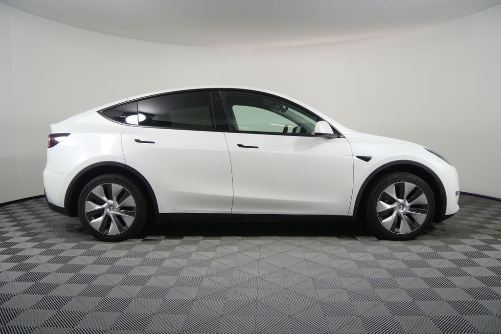 Thumbnail: 2023 Tesla Model Y - 2