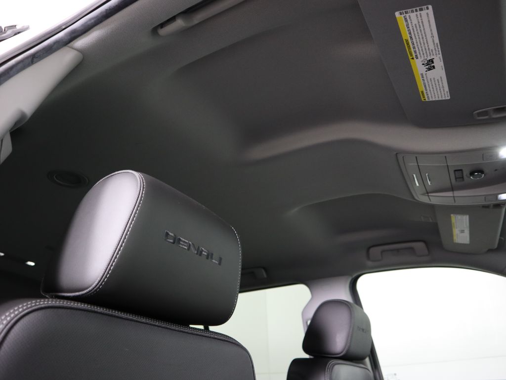 Thumbnail: 2018 GMC Yukon - 19