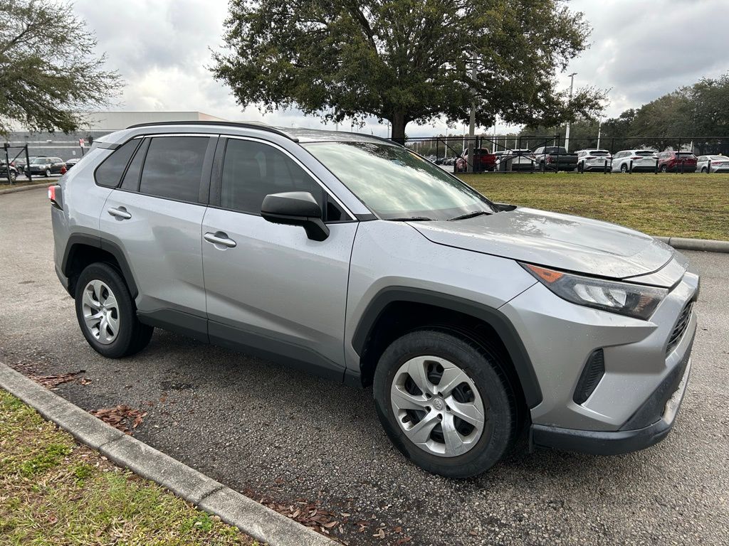 Thumbnail: 2020 Toyota RAV4 - 7