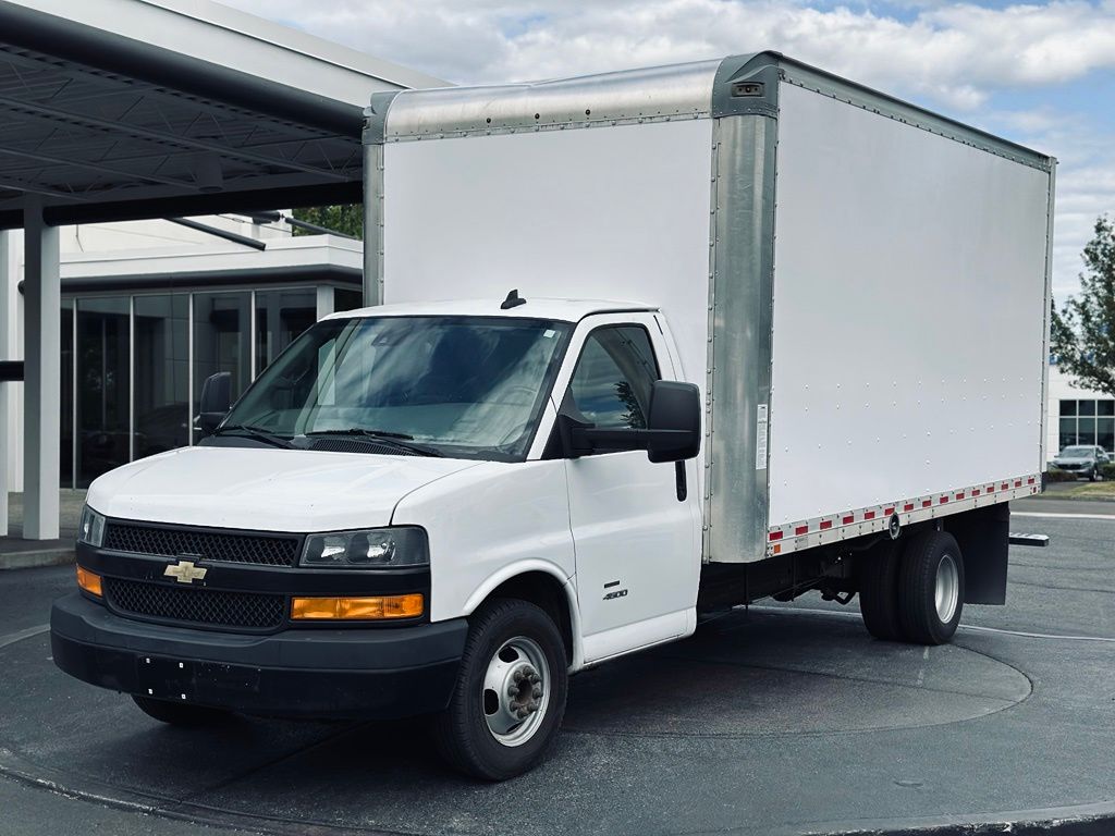 Summit White 2021 Chevrolet Express Chassis Van Rear-Wheel Drive 6-Speed Automatic Overdrive